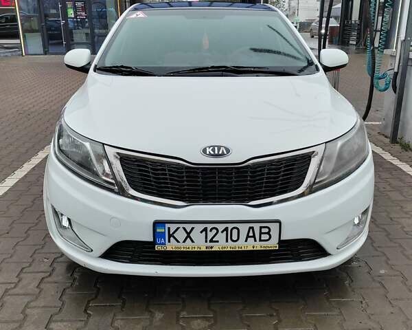 Белый Киа Рио, объемом двигателя 1.4 л и пробегом 91 тыс. км за 8400 $, фото 11 на Automoto.ua
