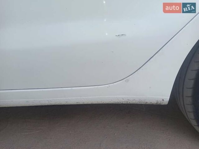 Белый Киа Рио, объемом двигателя 1.4 л и пробегом 156 тыс. км за 6300 $, фото 13 на Automoto.ua