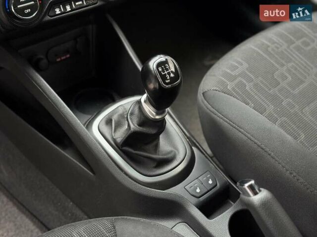 Белый Киа Рио, объемом двигателя 1.6 л и пробегом 105 тыс. км за 7790 $, фото 22 на Automoto.ua
