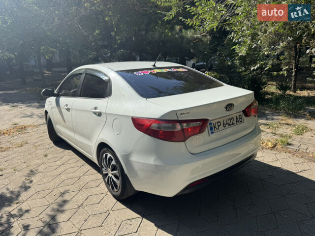 Белый Киа Рио, объемом двигателя 1.4 л и пробегом 94 тыс. км за 8700 $, фото 6 на Automoto.ua