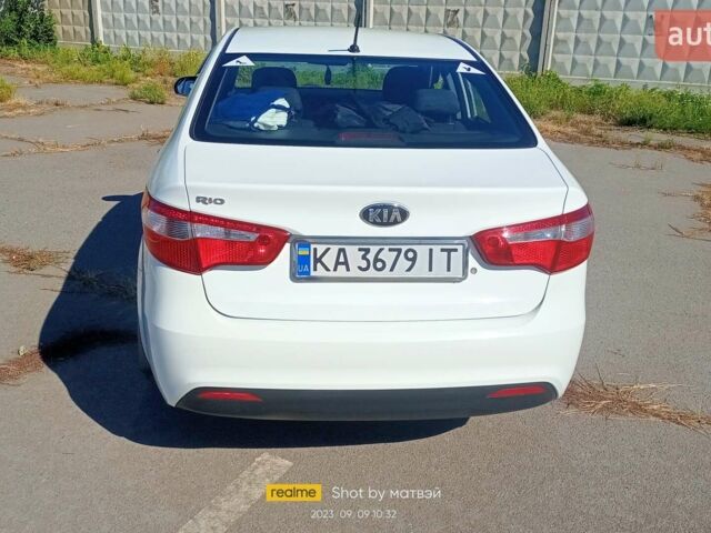 Белый Киа Рио, объемом двигателя 1.4 л и пробегом 113 тыс. км за 10200 $, фото 2 на Automoto.ua