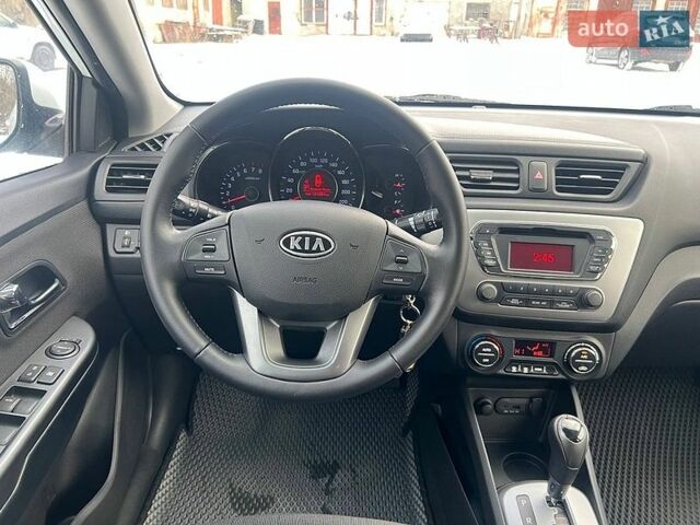 Белый Киа Рио, объемом двигателя 1.4 л и пробегом 125 тыс. км за 8300 $, фото 20 на Automoto.ua