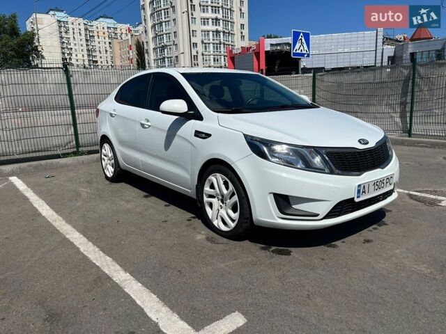 Белый Киа Рио, объемом двигателя 1.4 л и пробегом 178 тыс. км за 6800 $, фото 14 на Automoto.ua