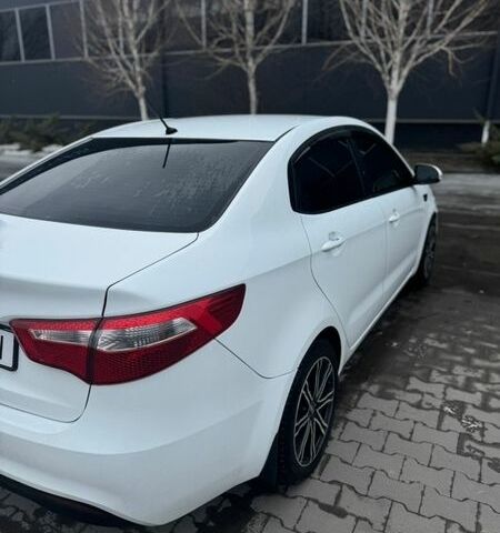 Білий Кіа Ріо, об'ємом двигуна 1.59 л та пробігом 238 тис. км за 6900 $, фото 10 на Automoto.ua