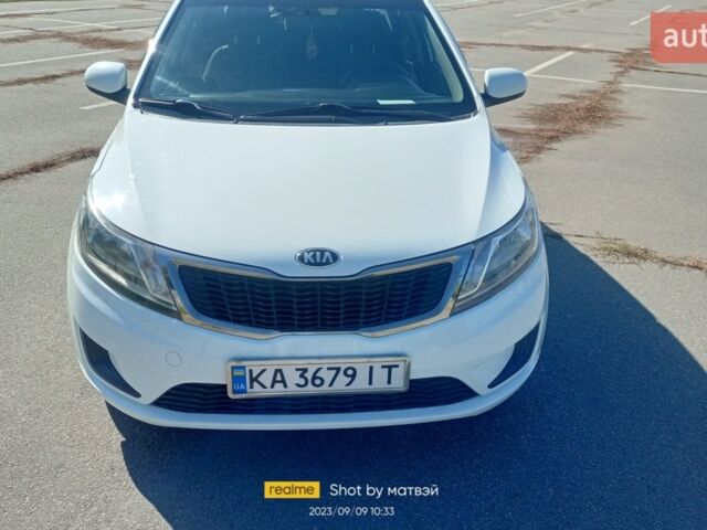 Білий Кіа Ріо, об'ємом двигуна 1.4 л та пробігом 113 тис. км за 10200 $, фото 4 на Automoto.ua