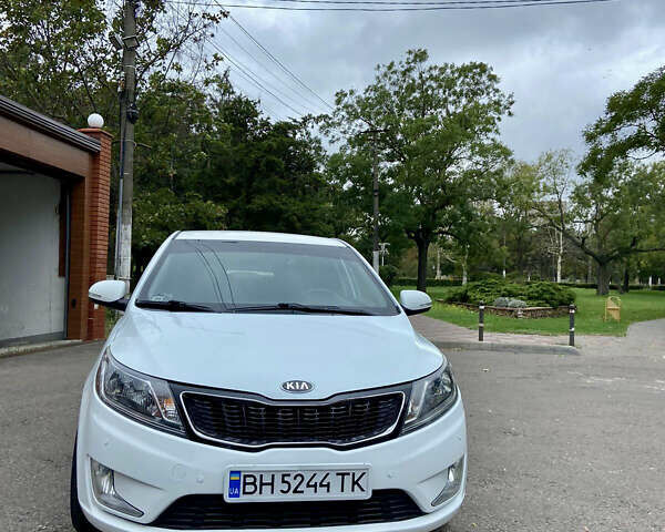 Белый Киа Рио, объемом двигателя 1.6 л и пробегом 94 тыс. км за 9200 $, фото 8 на Automoto.ua