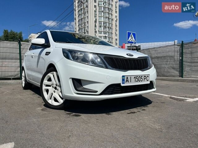 Белый Киа Рио, объемом двигателя 1.4 л и пробегом 178 тыс. км за 6800 $, фото 11 на Automoto.ua