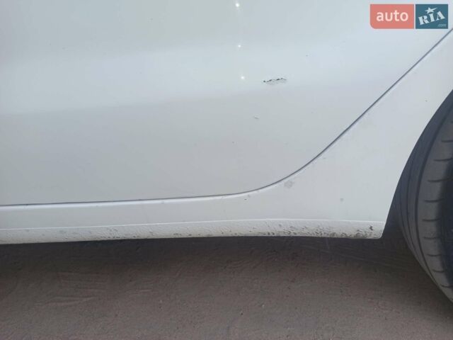 Белый Киа Рио, объемом двигателя 1.4 л и пробегом 156 тыс. км за 6300 $, фото 13 на Automoto.ua