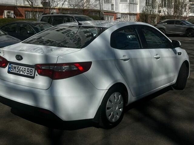 Білий Кіа Ріо, об'ємом двигуна 1.4 л та пробігом 176 тис. км за 6200 $, фото 4 на Automoto.ua