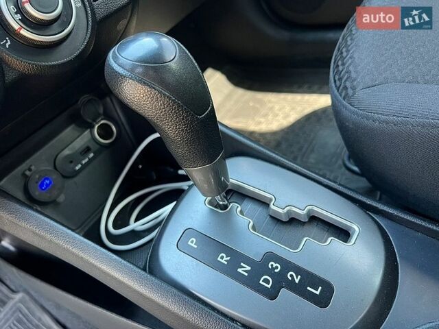 Белый Киа Рио, объемом двигателя 1.4 л и пробегом 140 тыс. км за 8900 $, фото 11 на Automoto.ua