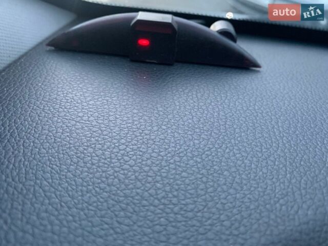 Белый Киа Рио, объемом двигателя 1.4 л и пробегом 216 тыс. км за 8555 $, фото 12 на Automoto.ua