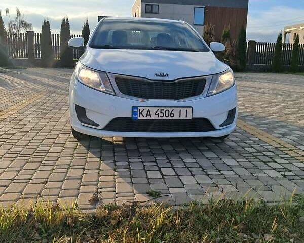 Белый Киа Рио, объемом двигателя 1.4 л и пробегом 177 тыс. км за 7900 $, фото 1 на Automoto.ua