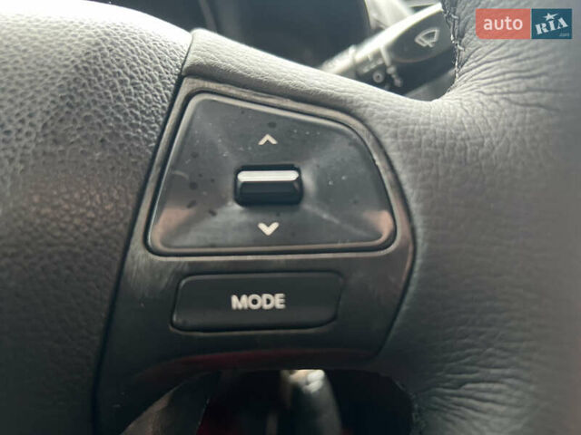 Белый Киа Рио, объемом двигателя 1.4 л и пробегом 246 тыс. км за 6550 $, фото 16 на Automoto.ua