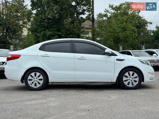 Белый Киа Рио, объемом двигателя 1.6 л и пробегом 105 тыс. км за 7790 $, фото 13 на Automoto.ua