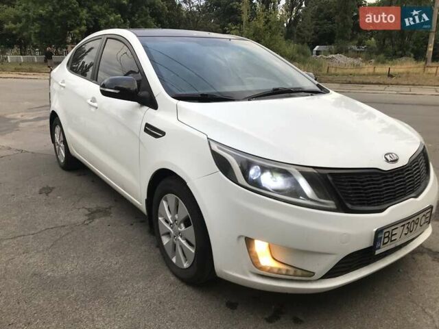 Білий Кіа Ріо, об'ємом двигуна 1.59 л та пробігом 164 тис. км за 5070 $, фото 2 на Automoto.ua