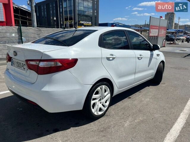 Белый Киа Рио, объемом двигателя 1.4 л и пробегом 178 тыс. км за 6800 $, фото 6 на Automoto.ua