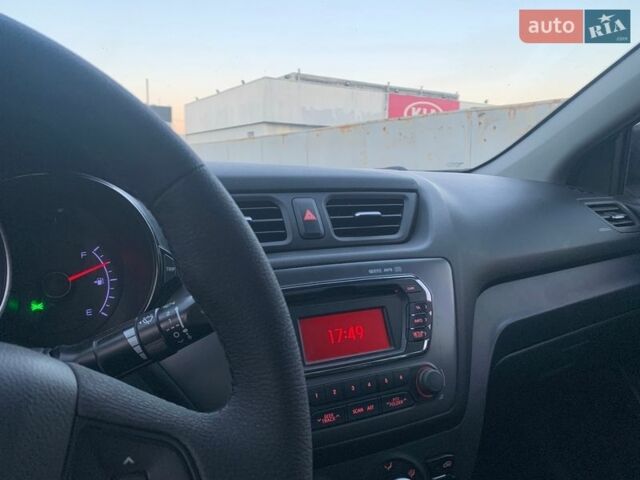 Білий Кіа Ріо, об'ємом двигуна 1.4 л та пробігом 177 тис. км за 8777 $, фото 11 на Automoto.ua