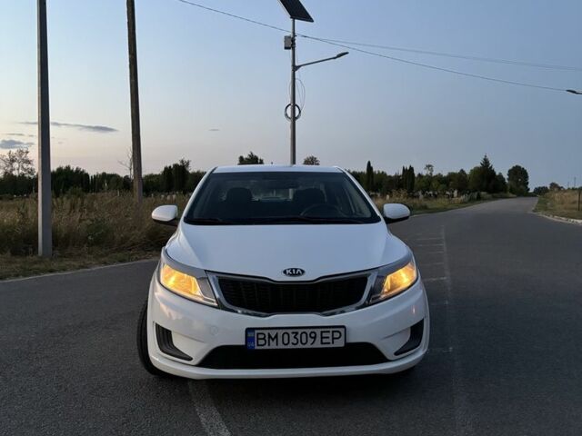 Белый Киа Рио, объемом двигателя 1.4 л и пробегом 190 тыс. км за 7013 $, фото 1 на Automoto.ua