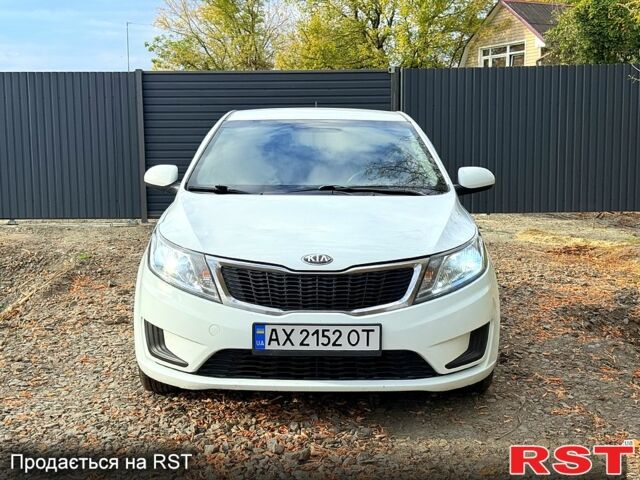 Белый Киа Рио, объемом двигателя 1.6 л и пробегом 255 тыс. км за 6200 $, фото 4 на Automoto.ua