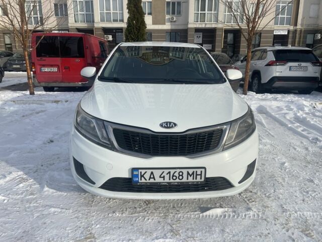 Белый Киа Рио, объемом двигателя 1.4 л и пробегом 141 тыс. км за 6300 $, фото 1 на Automoto.ua
