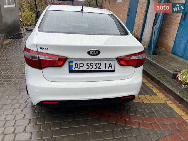 Белый Киа Рио, объемом двигателя 1.59 л и пробегом 89 тыс. км за 10600 $, фото 1 на Automoto.ua