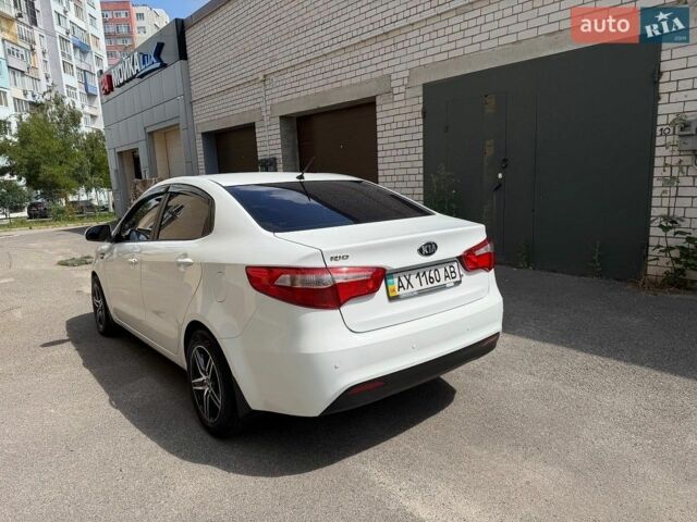 Белый Киа Рио, объемом двигателя 1.4 л и пробегом 143 тыс. км за 9199 $, фото 8 на Automoto.ua