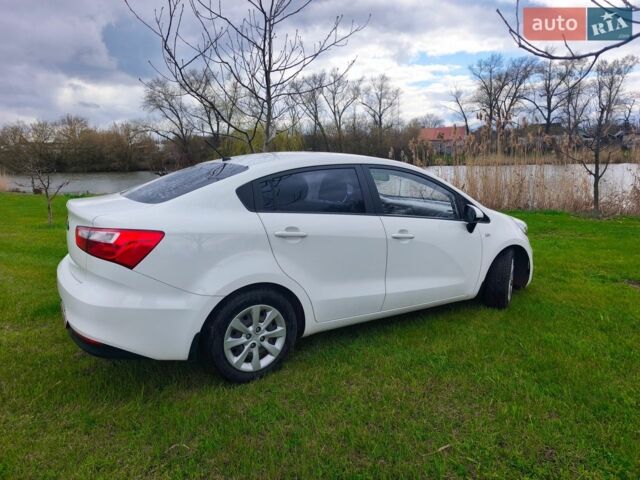 Белый Киа Рио, объемом двигателя 1.25 л и пробегом 85 тыс. км за 7600 $, фото 1 на Automoto.ua