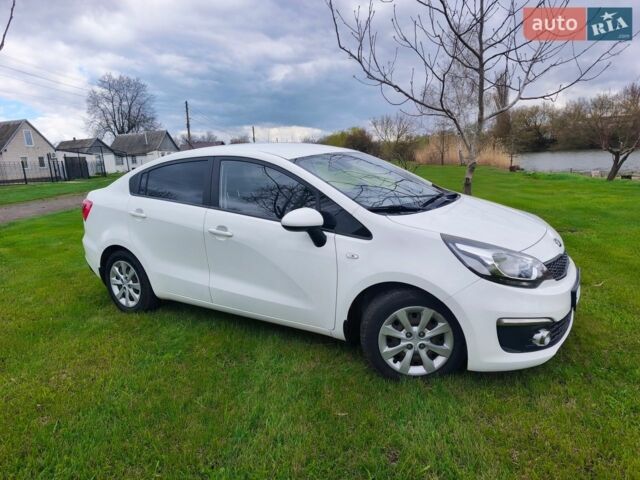 Белый Киа Рио, объемом двигателя 1.25 л и пробегом 85 тыс. км за 7600 $, фото 7 на Automoto.ua