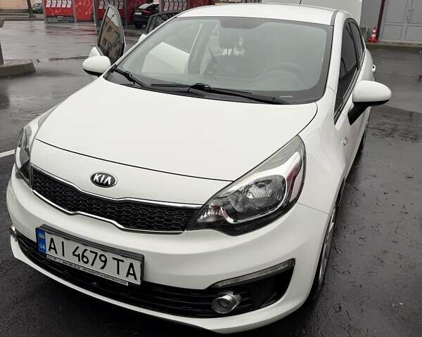 Белый Киа Рио, объемом двигателя 1.4 л и пробегом 870 тыс. км за 12000 $, фото 7 на Automoto.ua