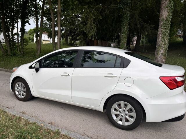 Белый Киа Рио, объемом двигателя 1.6 л и пробегом 174 тыс. км за 8600 $, фото 2 на Automoto.ua