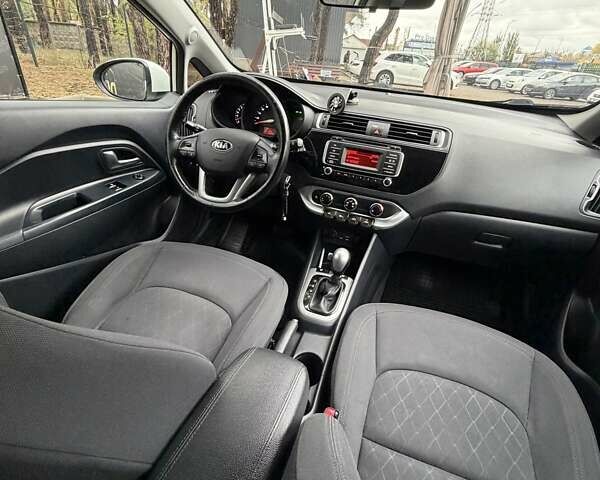 Киа Рио 2016 в Киеве на Automoto.ua Белый Киа Рио, объемом двигателя 1.4 л и пробегом 145 тыс. км за 10200 $, фото 14 на Automoto.ua