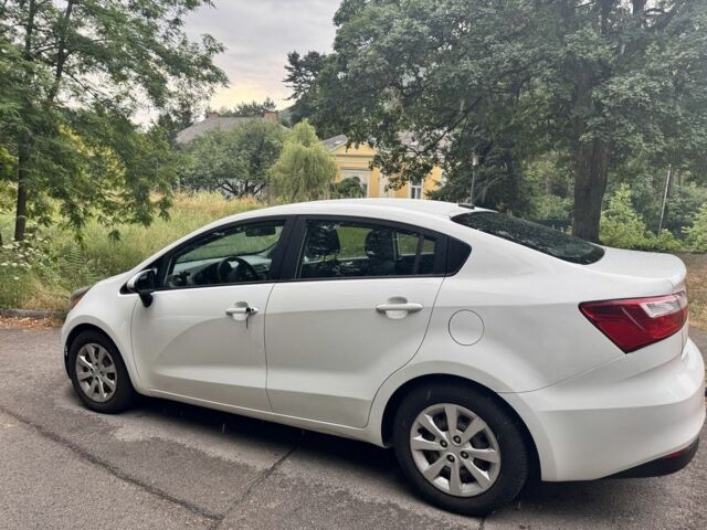 Белый Киа Рио, объемом двигателя 1.6 л и пробегом 174 тыс. км за 8600 $, фото 9 на Automoto.ua