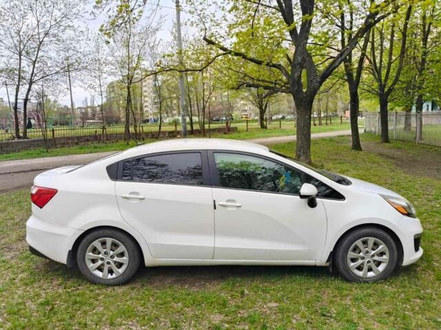 Белый Киа Рио, объемом двигателя 1.6 л и пробегом 133 тыс. км за 8500 $, фото 1 на Automoto.ua