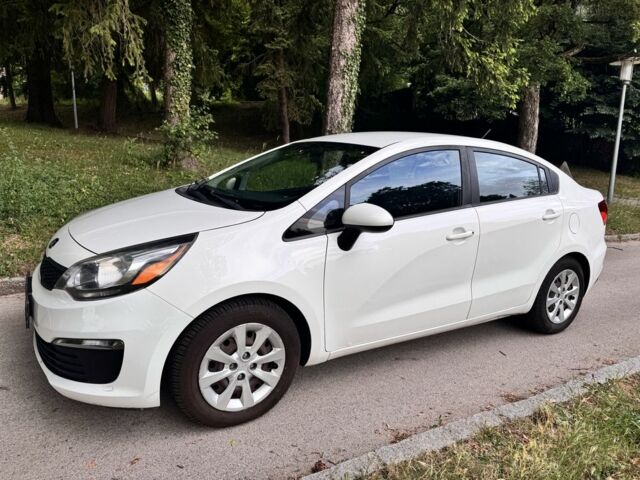 Белый Киа Рио, объемом двигателя 1.6 л и пробегом 174 тыс. км за 8600 $, фото 3 на Automoto.ua