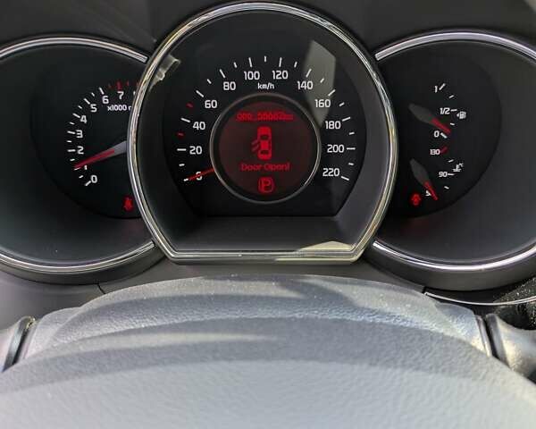 Белый Киа Рио, объемом двигателя 1.4 л и пробегом 55 тыс. км за 12900 $, фото 6 на Automoto.ua