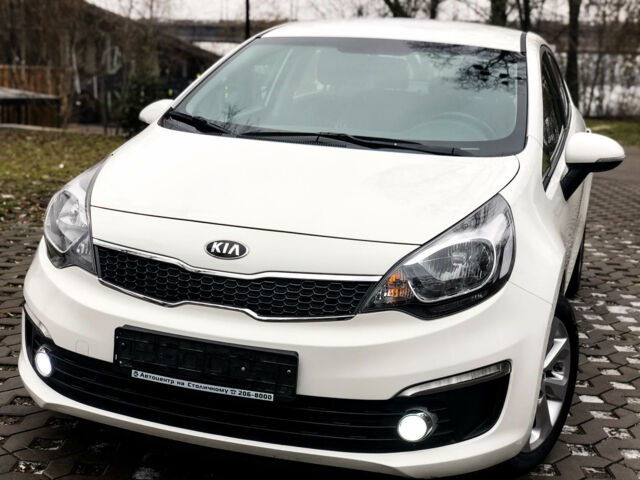 Белый Киа Рио, объемом двигателя 1.4 л и пробегом 8 тыс. км за 11999 $, фото 1 на Automoto.ua