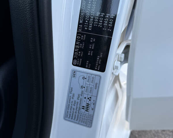 Білий Кіа Ріо, об'ємом двигуна 1.4 л та пробігом 132 тис. км за 9300 $, фото 28 на Automoto.ua