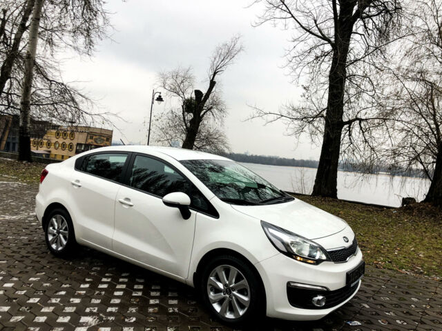 Белый Киа Рио, объемом двигателя 1.4 л и пробегом 8 тыс. км за 11999 $, фото 5 на Automoto.ua