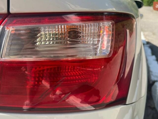Білий Кіа Ріо, об'ємом двигуна 1.4 л та пробігом 49 тис. км за 10300 $, фото 10 на Automoto.ua