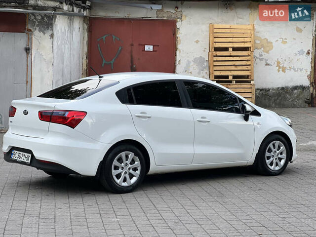 Белый Киа Рио, объемом двигателя 1.4 л и пробегом 101 тыс. км за 13500 $, фото 6 на Automoto.ua
