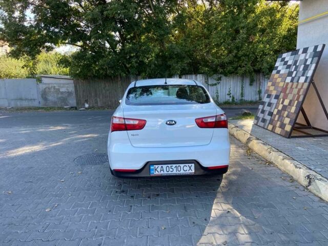 Белый Киа Рио, объемом двигателя 1.4 л и пробегом 88 тыс. км за 8800 $, фото 6 на Automoto.ua