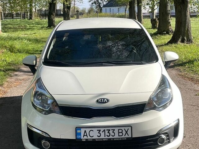 Білий Кіа Ріо, об'ємом двигуна 1.4 л та пробігом 140 тис. км за 9350 $, фото 3 на Automoto.ua