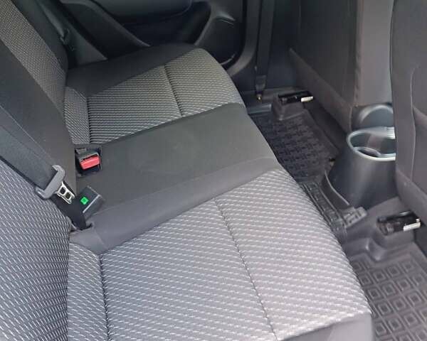 Белый Киа Рио, объемом двигателя 1.4 л и пробегом 21 тыс. км за 10700 $, фото 4 на Automoto.ua