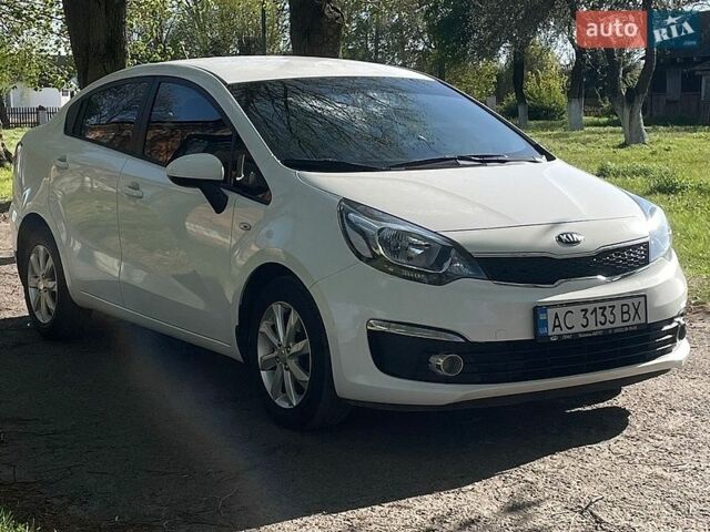 Белый Киа Рио, объемом двигателя 1.4 л и пробегом 140 тыс. км за 9350 $, фото 7 на Automoto.ua
