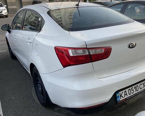 Белый Киа Рио, объемом двигателя 1.4 л и пробегом 87 тыс. км за 8700 $, фото 7 на Automoto.ua