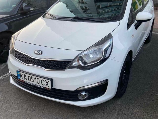 Белый Киа Рио, объемом двигателя 1.4 л и пробегом 88 тыс. км за 7700 $, фото 2 на Automoto.ua