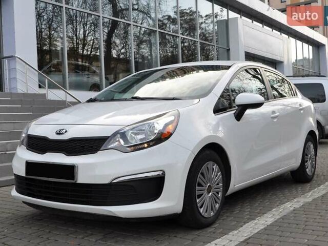 Белый Киа Рио, объемом двигателя 1.6 л и пробегом 117 тыс. км за 9800 $, фото 1 на Automoto.ua