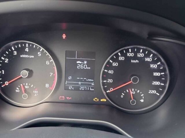 Белый Киа Рио, объемом двигателя 1.4 л и пробегом 21 тыс. км за 10700 $, фото 2 на Automoto.ua