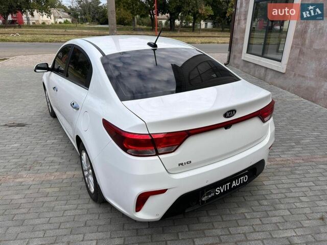 Белый Киа Рио, объемом двигателя 1.6 л и пробегом 144 тыс. км за 12999 $, фото 15 на Automoto.ua