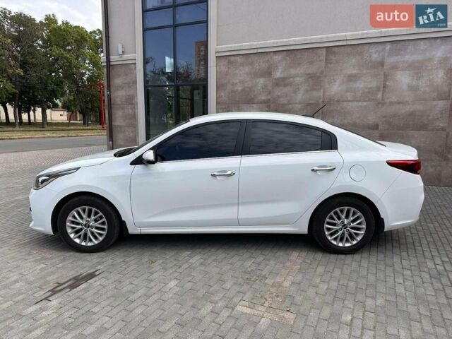 Белый Киа Рио, объемом двигателя 1.6 л и пробегом 144 тыс. км за 12999 $, фото 18 на Automoto.ua